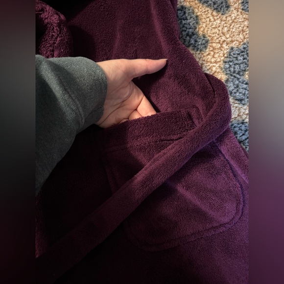 Victoria Secret Robe - Picture 3 of 9